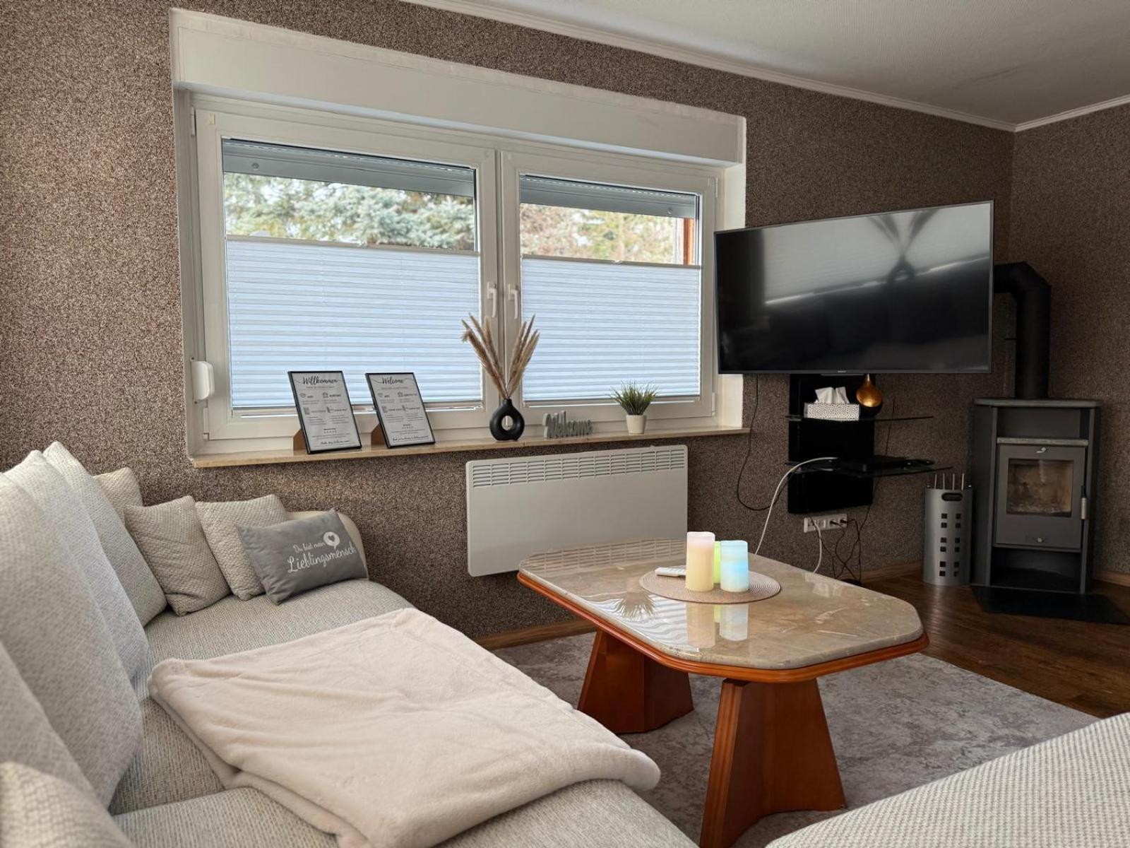 H&W Bungalow Am See Барлебен Екстериор снимка